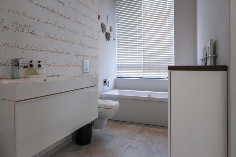 3 Bedroom Property for Sale in Klein Zevenwacht Western Cape